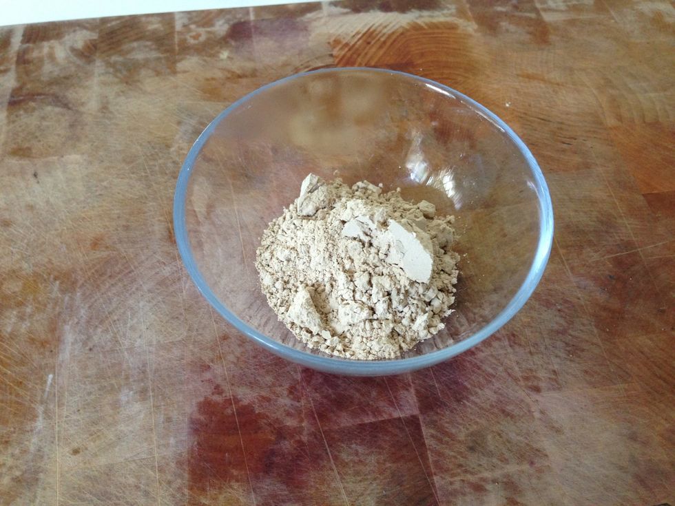 Last ingredient and one of the key additions is chocolate rice protein powder. This with the berries and banana gives the smoothie the chocolate berry flavor...