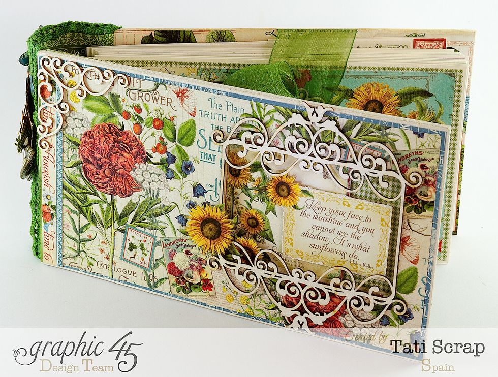 Later you will decorate the cut of the window with a chipboard of your selection. I have chosen this one.