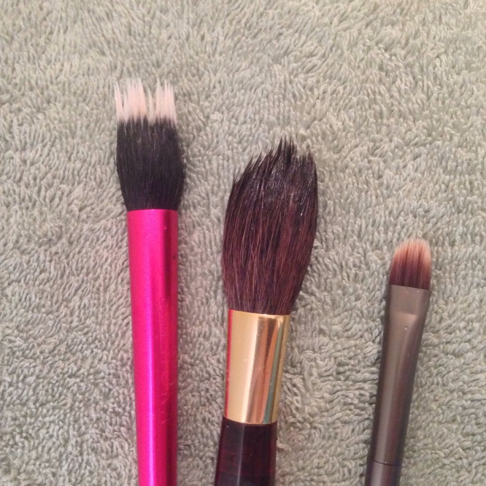 Lay brushes to dry on a towel overnight