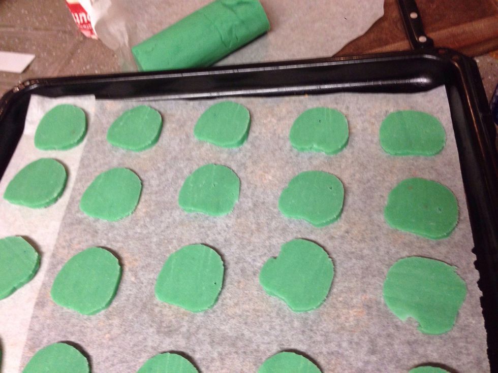 Lay on baking paper