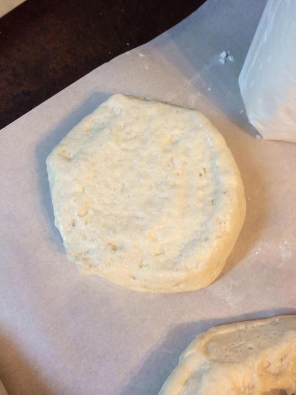 Lay the biscuit out.