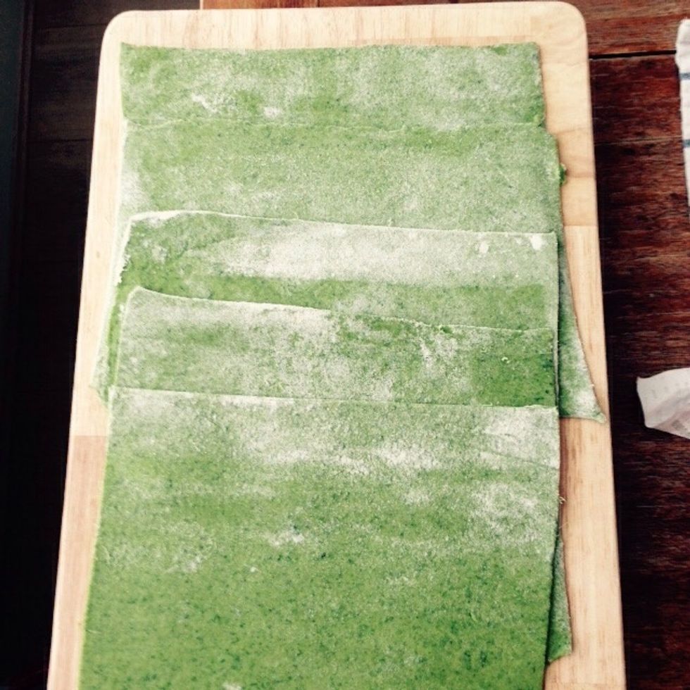 Lay the pasta sheets, dusted with flour on both sides so that they don't stick to each other and set them aside ready to be cooked.