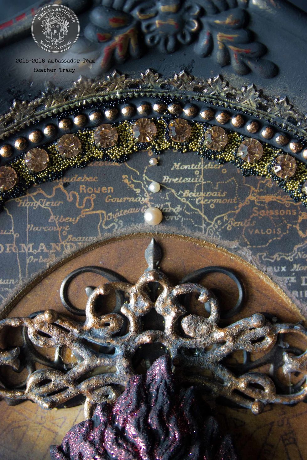 Layers of ornamentation are what create the opulent feeling to this piece: