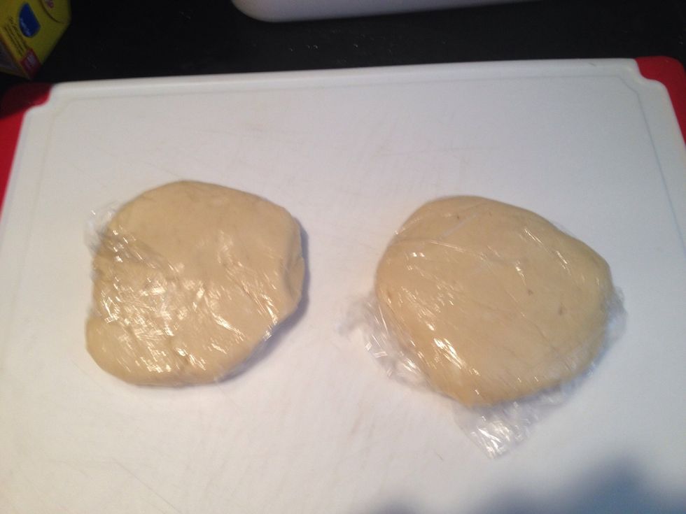 Leave stand for 30 mins to make it easier to roll