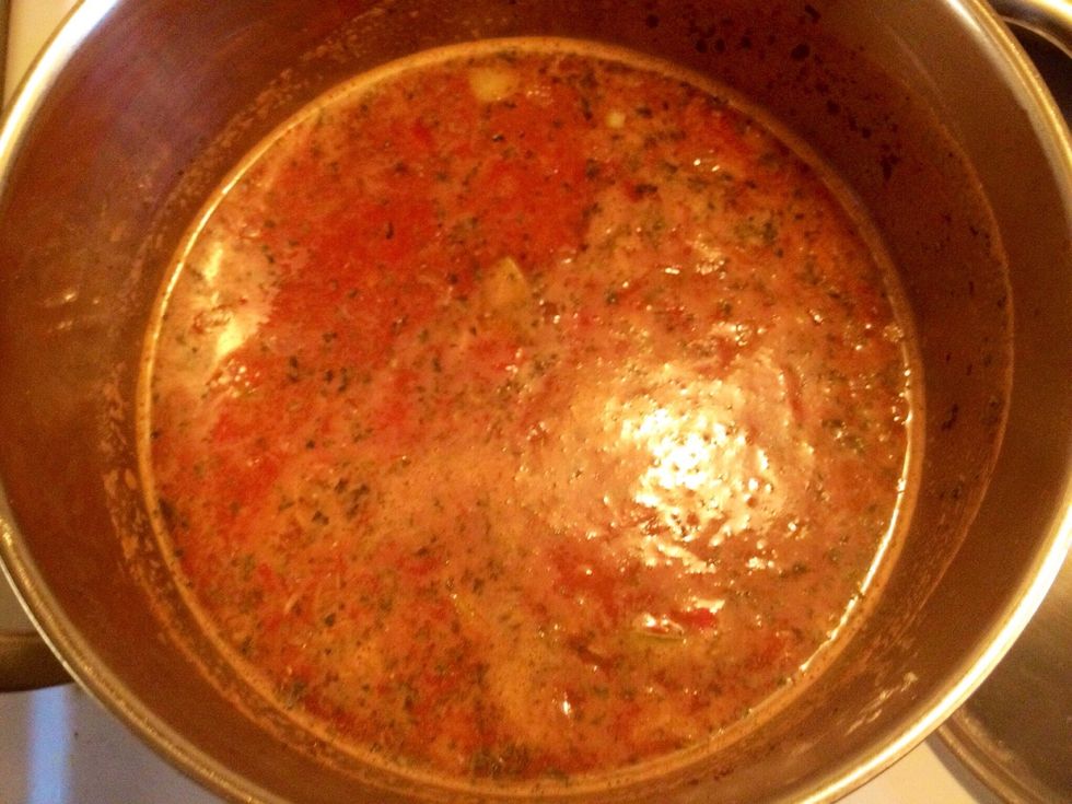 Let boil for 10 minutes, put a lid on.