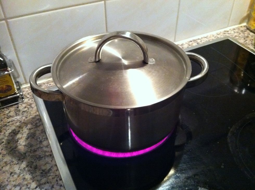 Let everything cook for about \ue02845 minutes on low fire\ue11d.