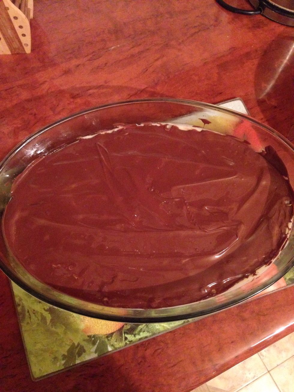 Let it cool and pour over the shortbread. Take to the fridge for several hours.