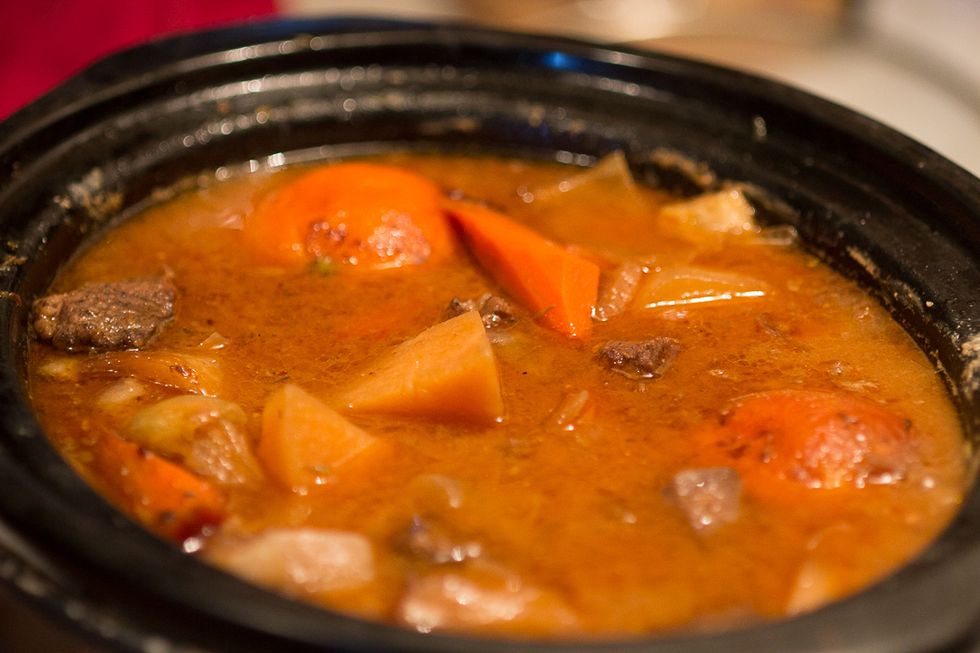How to cook chili miso beef stew in a slow cooker B+C Guides