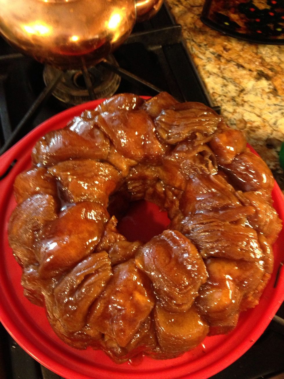 Let it sit in the pan for at least 10 minutes, but no longer than 15. Then flip it out carefully!