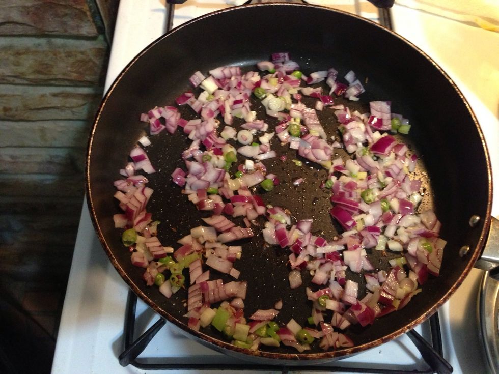 Let onion, garlic n green chilly saut\u00e9 for 2 min