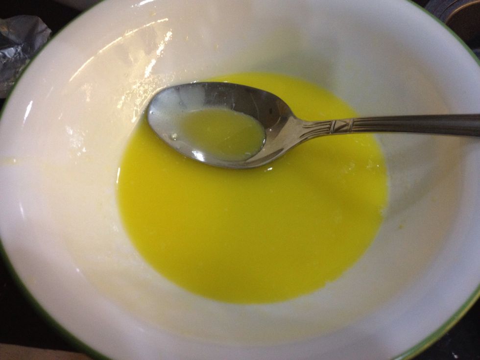 Let's first make our crusts. Get the melted butter.