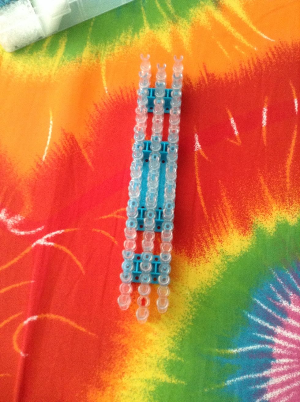 Let's start with loom. Make sure that the red arrow is pointing away from you.