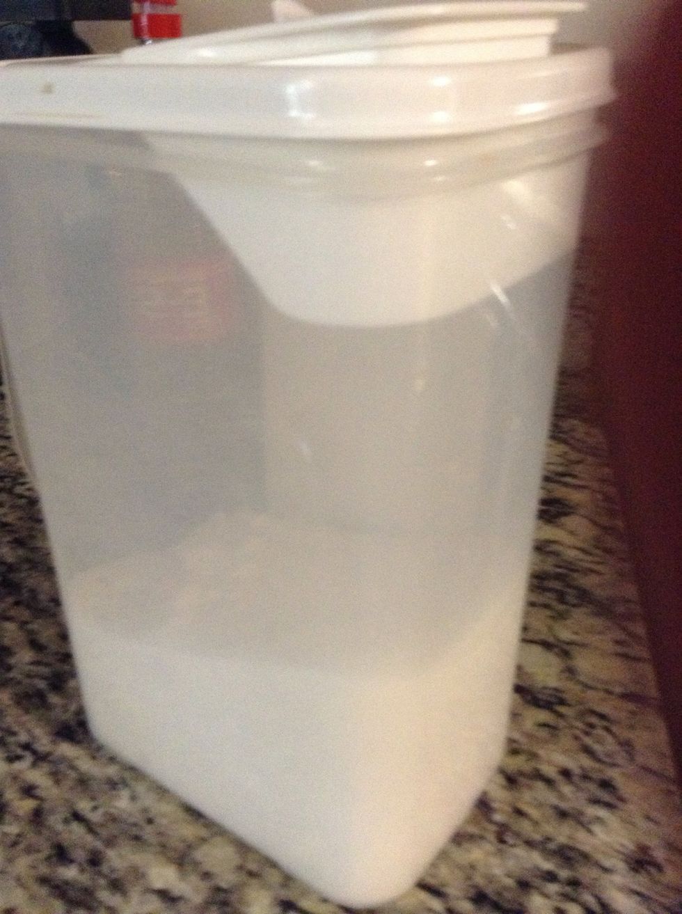 Let's turn this into powdery sugar.