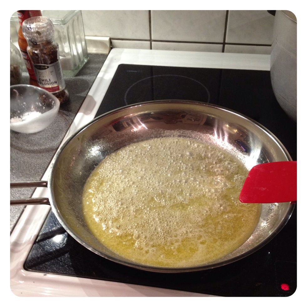 Let the butter melt in a pan