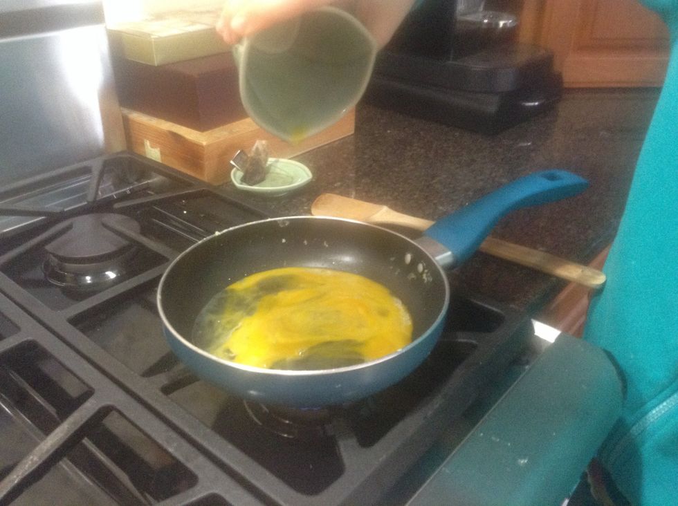 Let the eggs cook for one minute.