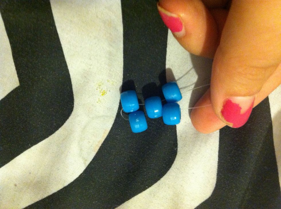 Let Them drop Again .