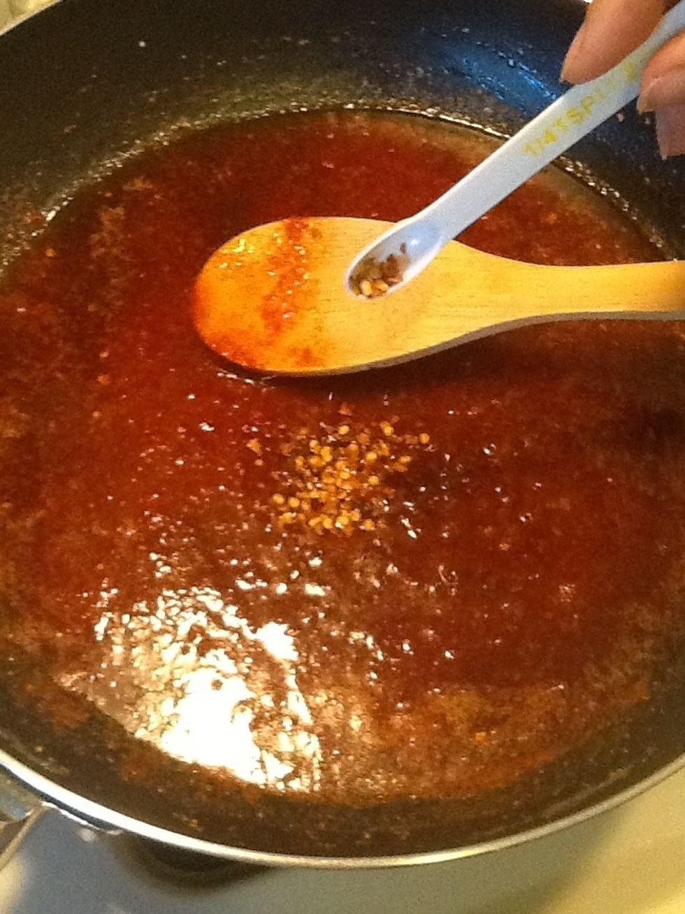 Lets go back to our garlic sauce, to the sauce I like to add chili flakes, it makes it nice and spicy and not hot at all.