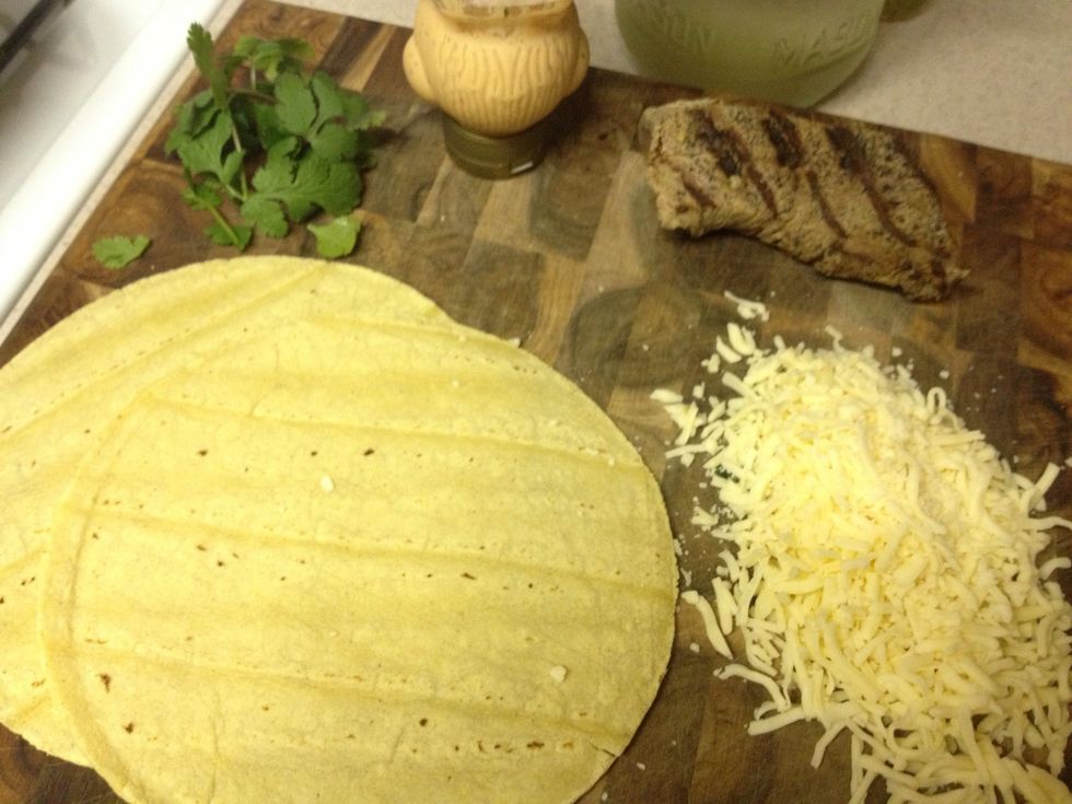 Lets start off by making the chipotle mayo. NOTE: Use 1 full cup of mayonnaise if you don't have the 1/4 cup of crema.