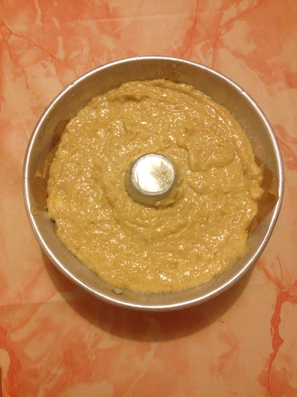 Level out the mixture