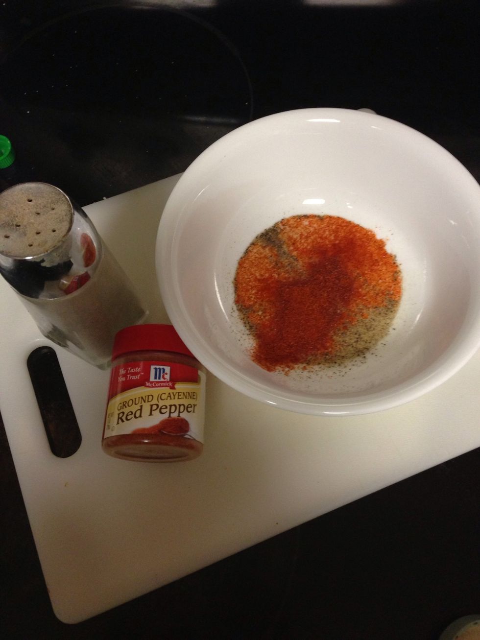 Liberal amounts of pepper and cheyenne pepper depending on how spicy you like yours