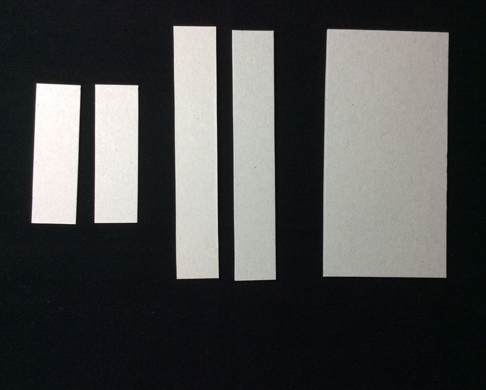LID : Cut two heavy chipboard at 6x1 and one at 6x3 inches. Cut two medium chipboard at 3 1/4 x 1 inches.