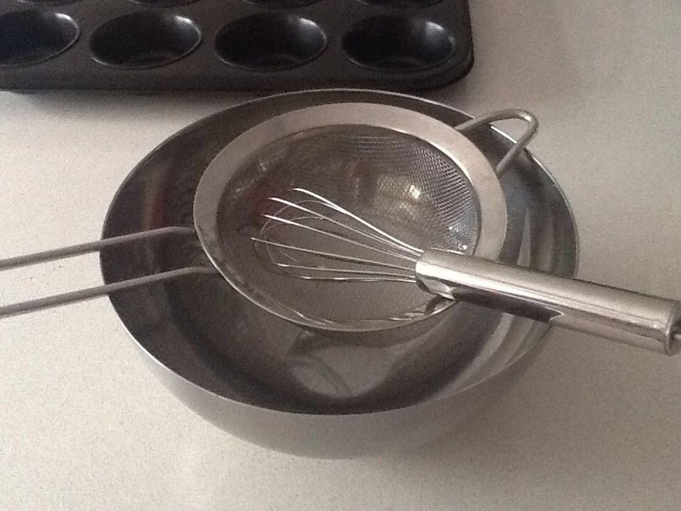 Lightly beat the eggs, add butter and sugar, and mix until light and fluffy