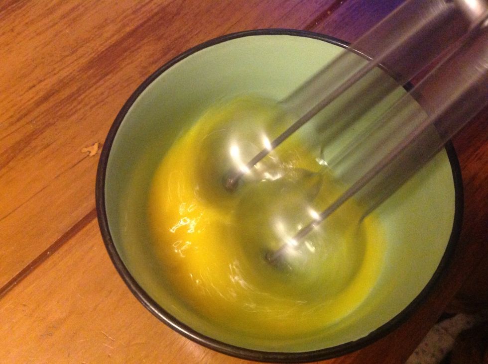 Lightly beat the eggs.