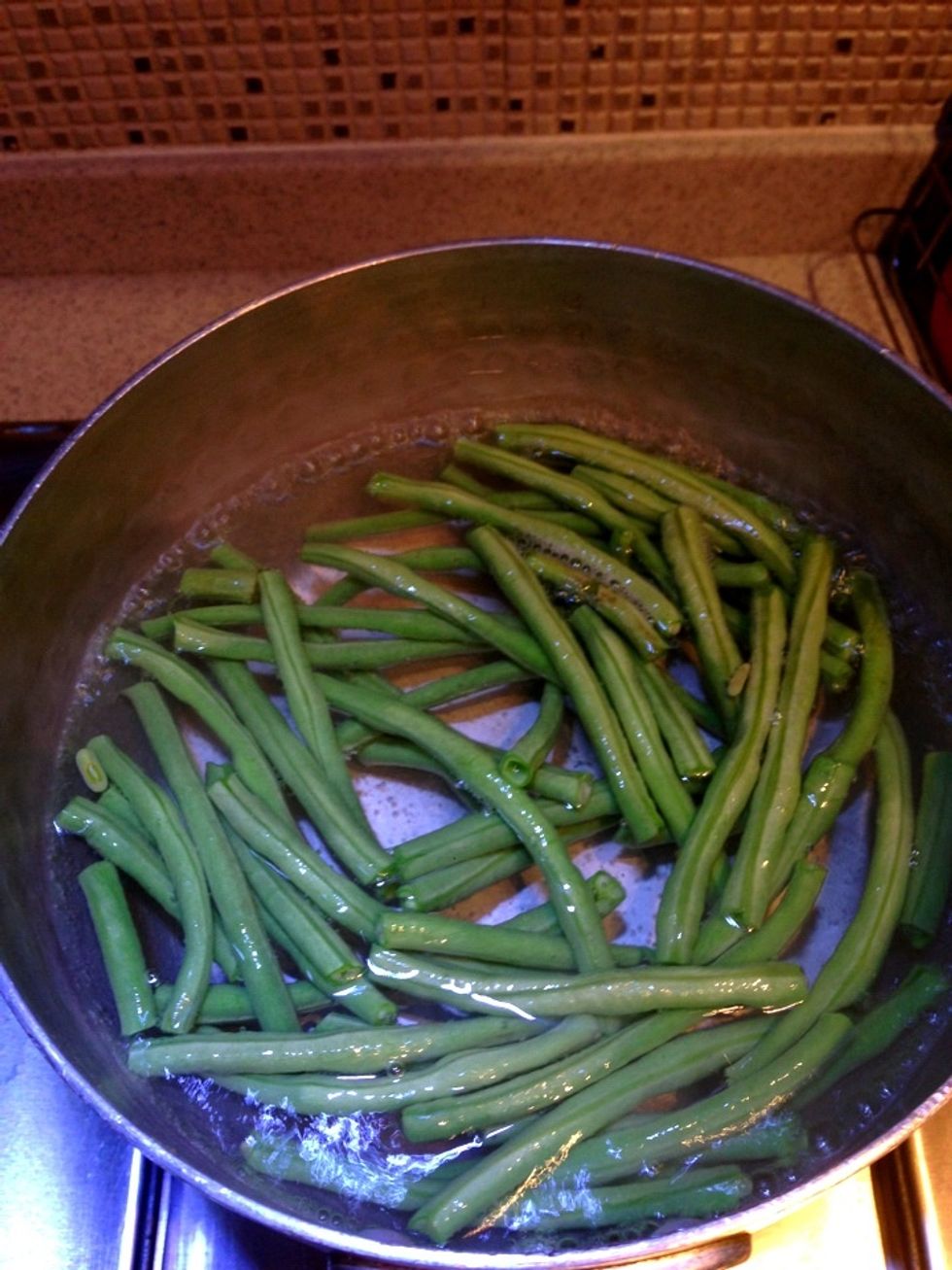 Lightly cook in a pot of boiling water with a pinch of salt for approx 1 min.