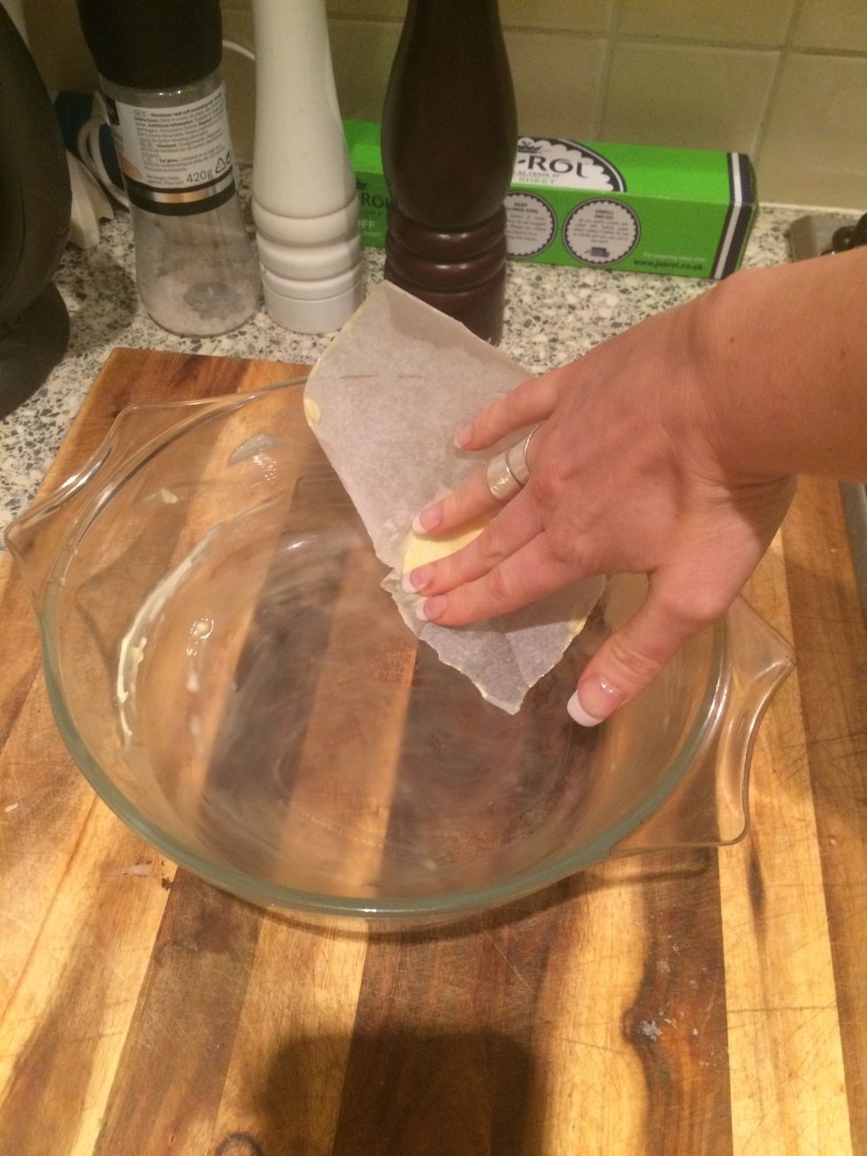 Lightly grease a pie dish or Pyrex what ever you have that's big enough to contain the filling!