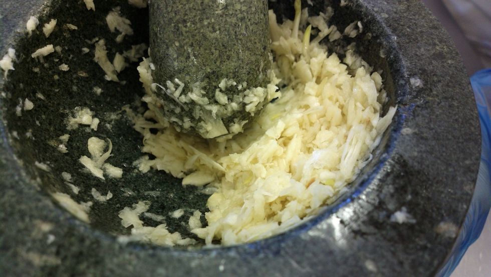 Like so... Love a good noisy pounding? I don't!! Stick a towel underneath the pounding bowl and please pound on the floor. I'm not paying for any broken kitchen tables. Lol