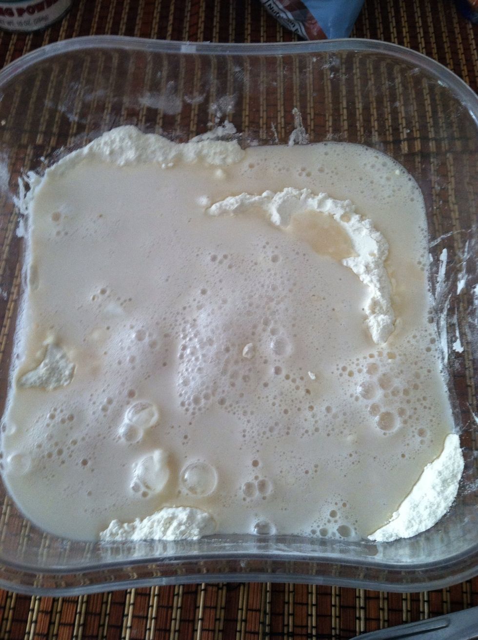 Like this! Now take a wooden spoon and mix, mix, MIX!