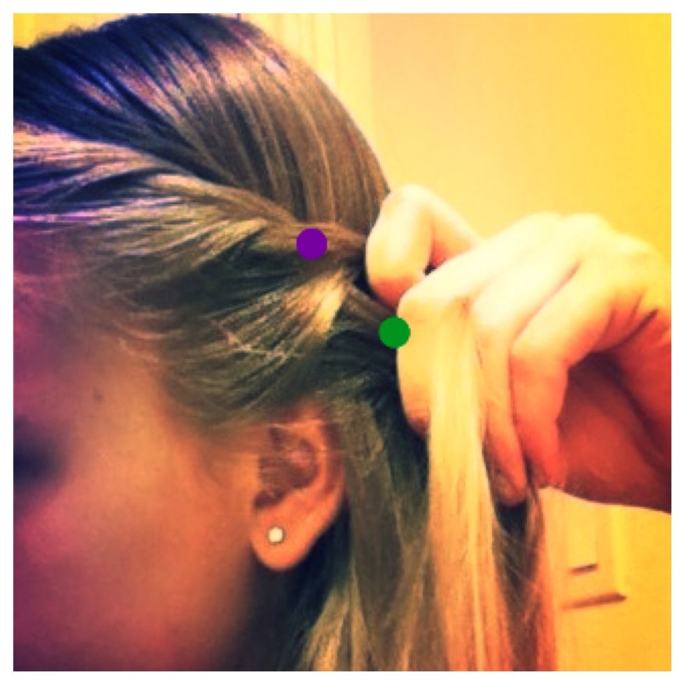 Like this so now purple is on top and green is back on the bottom.