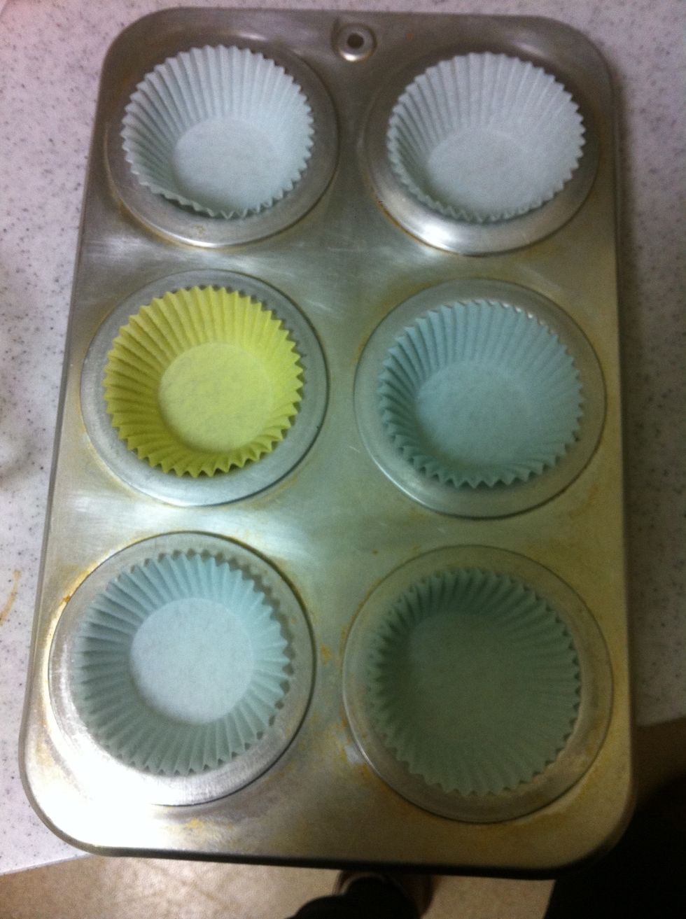 Line a muffin pan
