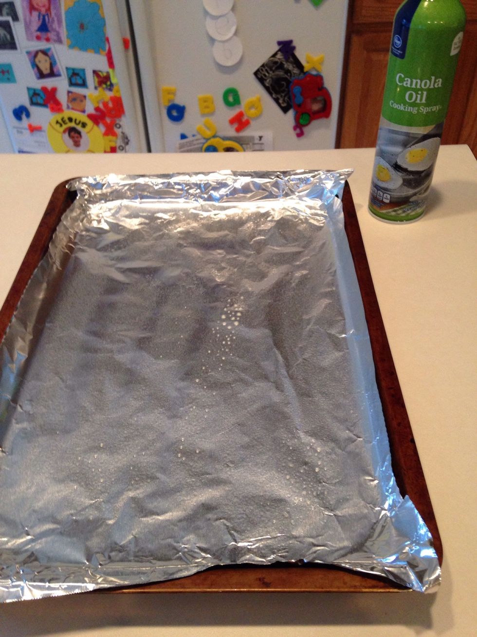 Line baking pan with aluminum foil and spray with nonstick cooking spray.