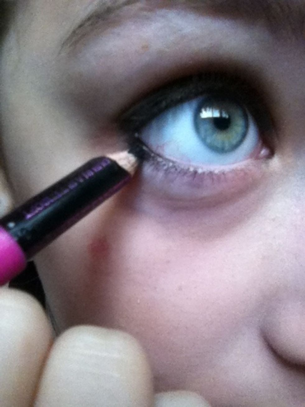 Line bottom water line half way.