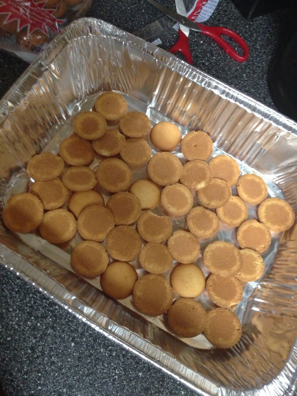 Line the bottom of your pan with a layer of wafers. Save a few wafers to the side for later ;0)