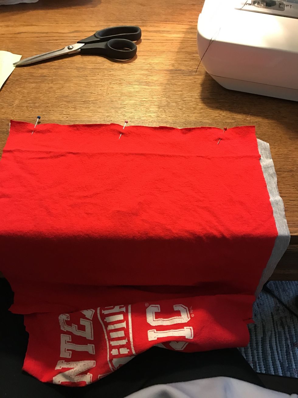 Line up the cut edges exactly! Then pin them.