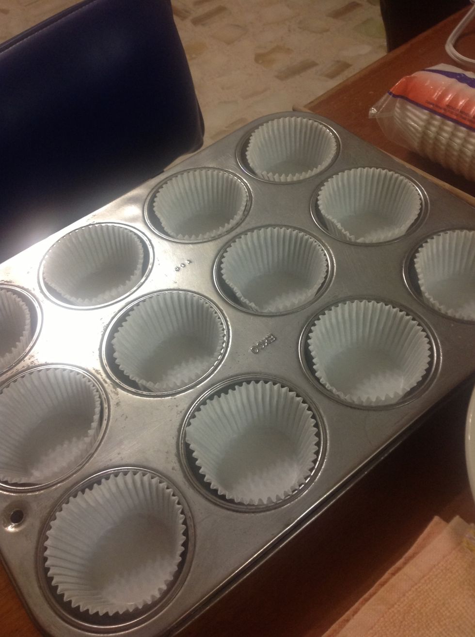 Line your baking tin with baking paper.