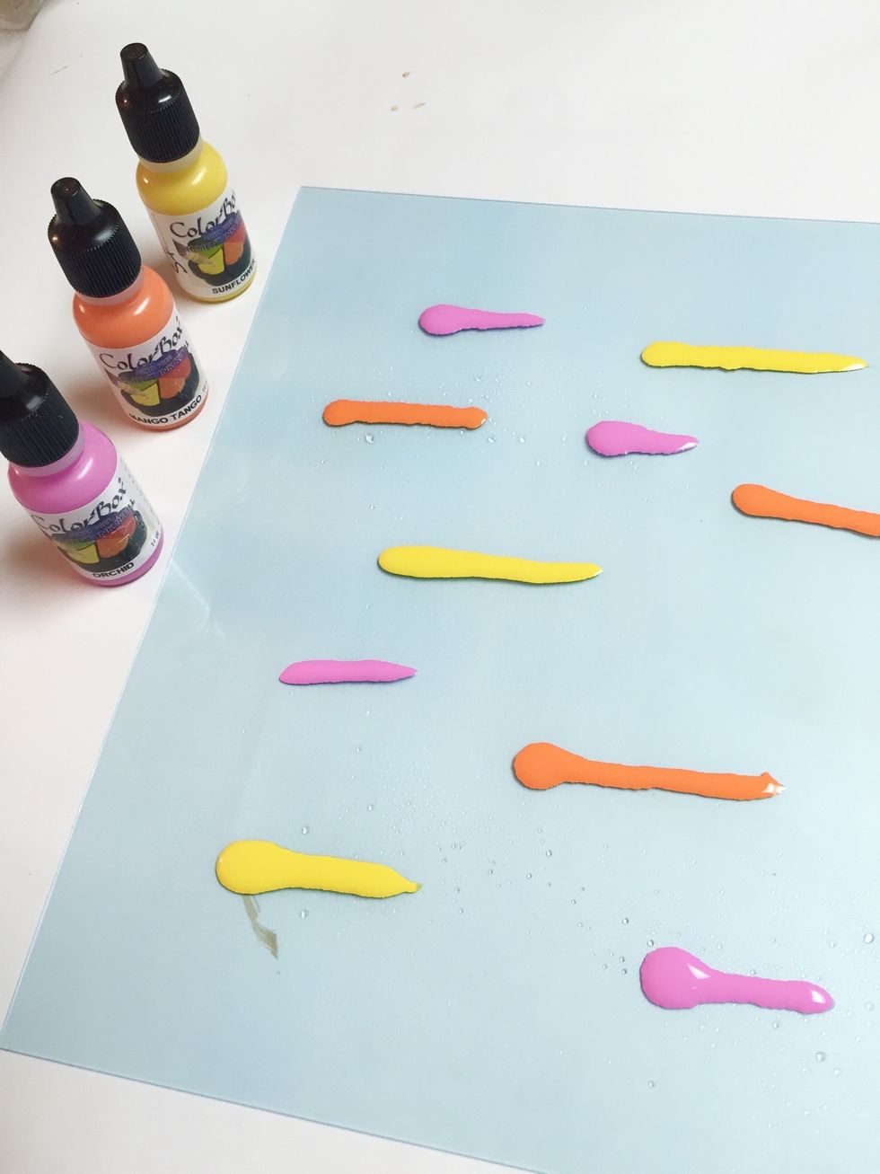 lines of ink were added randomly to plate. colors used were: Orchid, Mango Tango and Canary