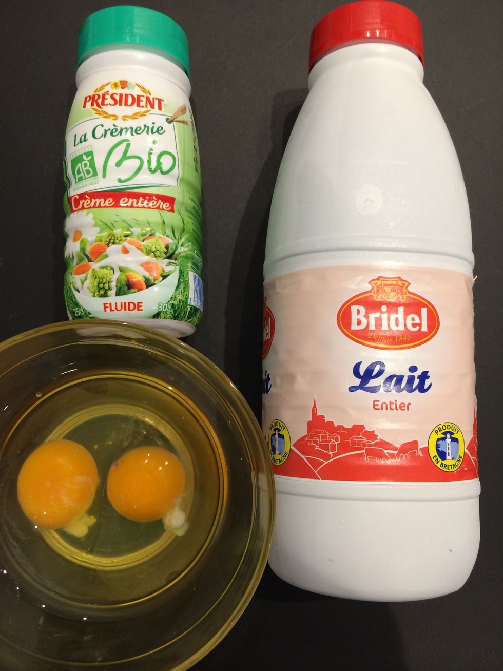 Liquid ingredients: milk full fat 150 ml., heavy cream 100 ml, 2 large eggs 130 g and \u27a1\ufe0f