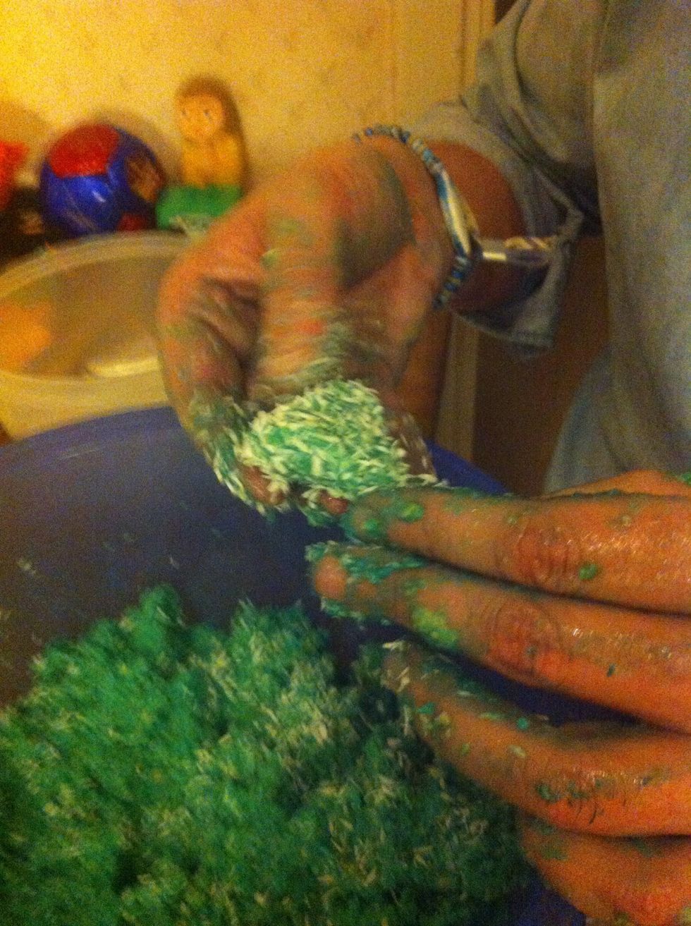 Lite klabbigt, men det g\u00e5r l\u00e4tt att forma hj\u00e4rtana.