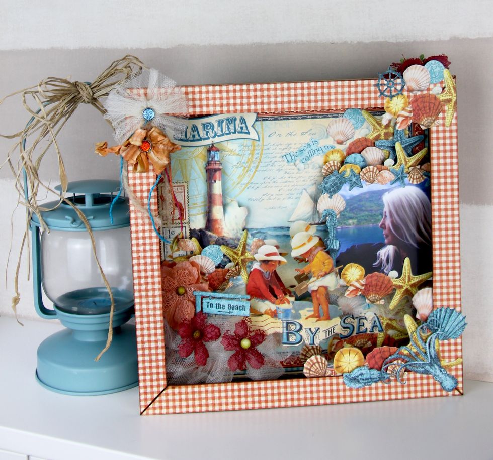 LO Box by the Sea Graphic 45 by Marina Blaukitchen.