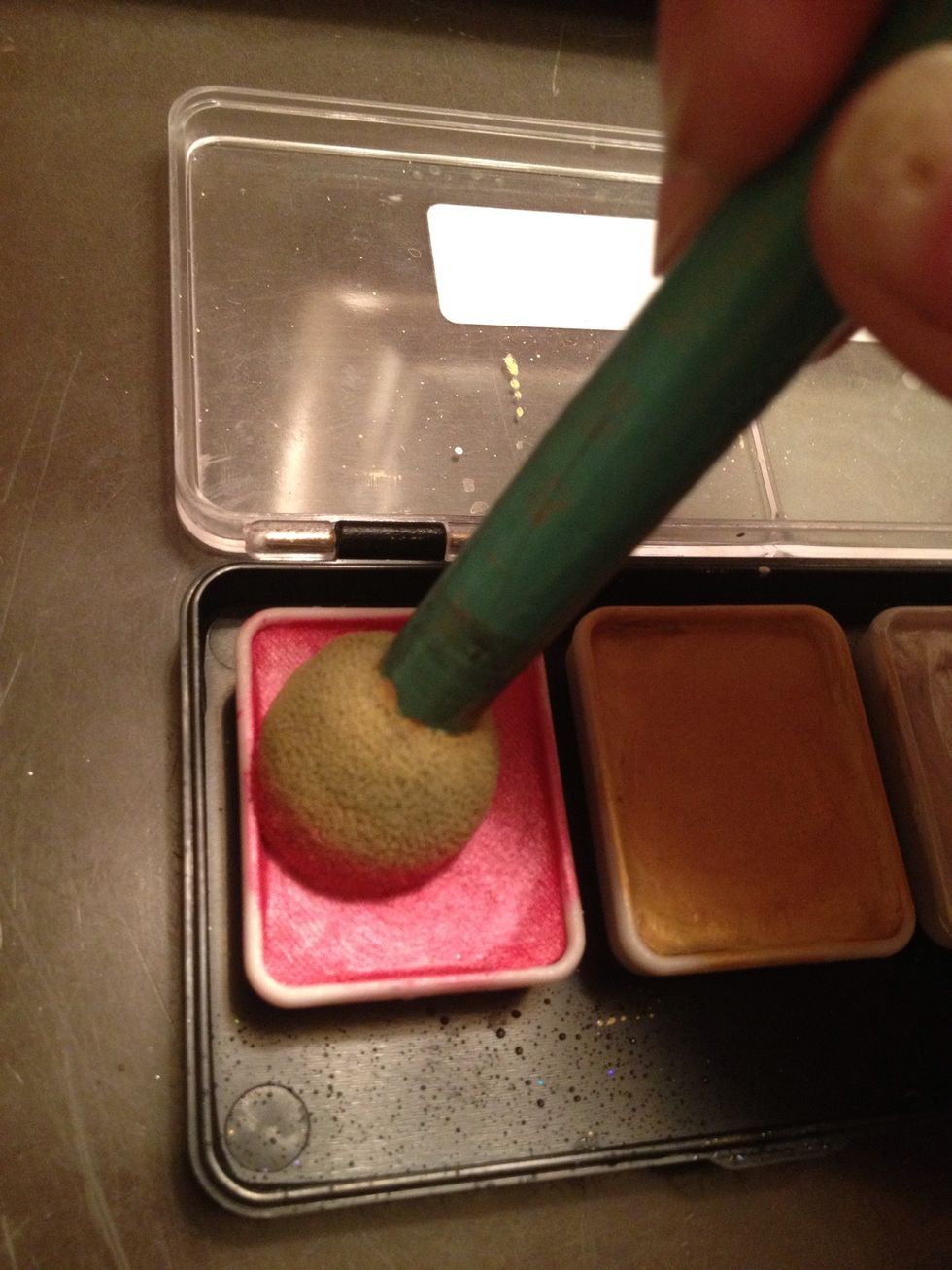 Load up a sponge of red.