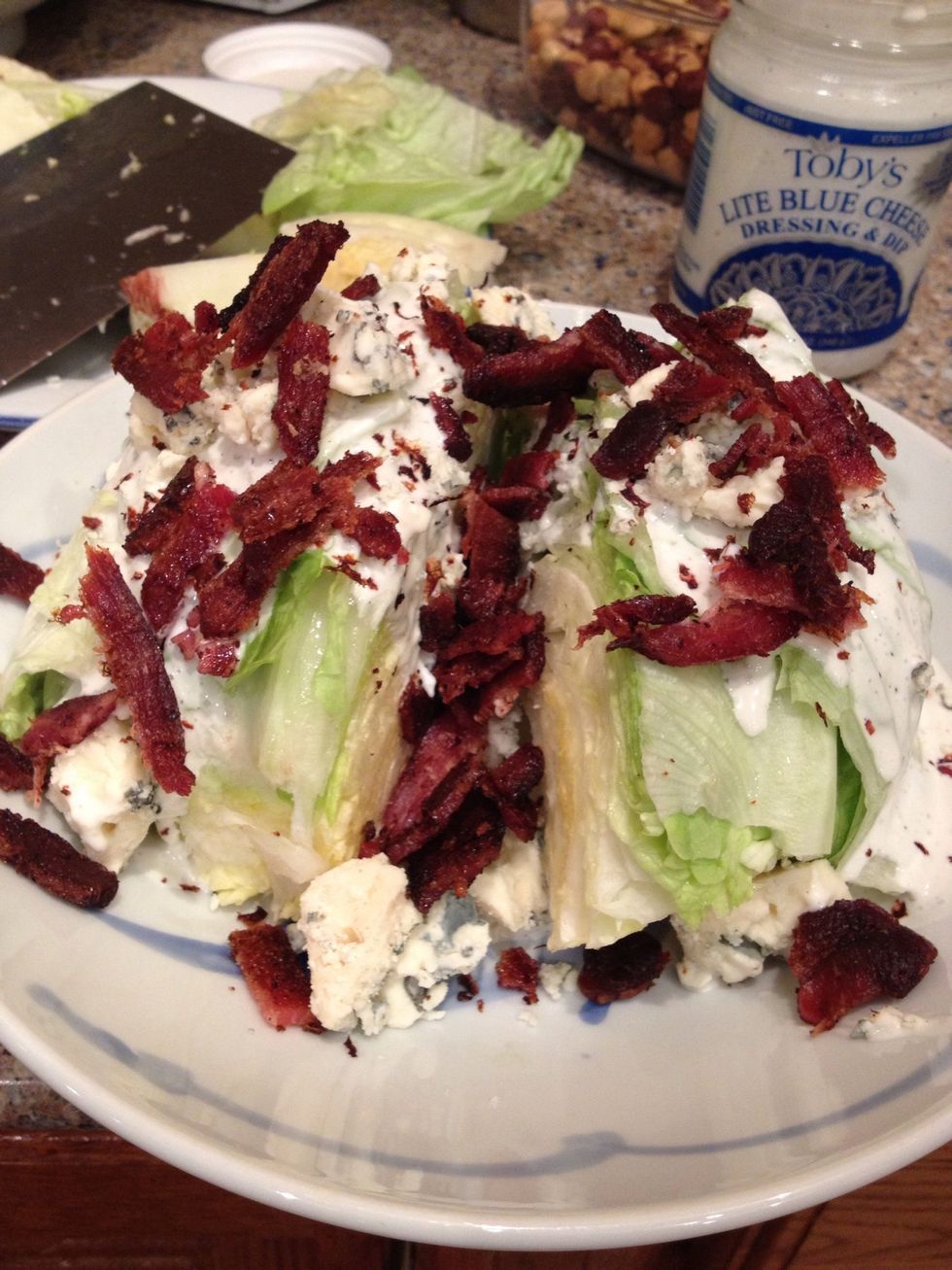 Look at all that bacon! Yummmm...