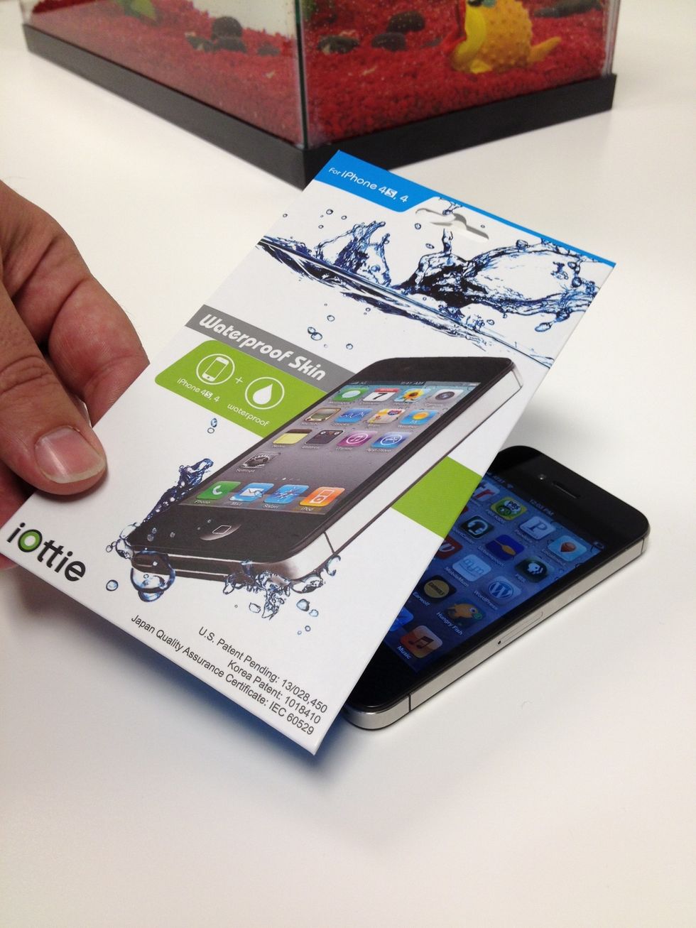 Looking to play it safe all summer long while we enjoy the great outdoors, chilling on the eTech sailboat. Trying to waterproof our iPhones with the iOttie, sail along with us and learn.