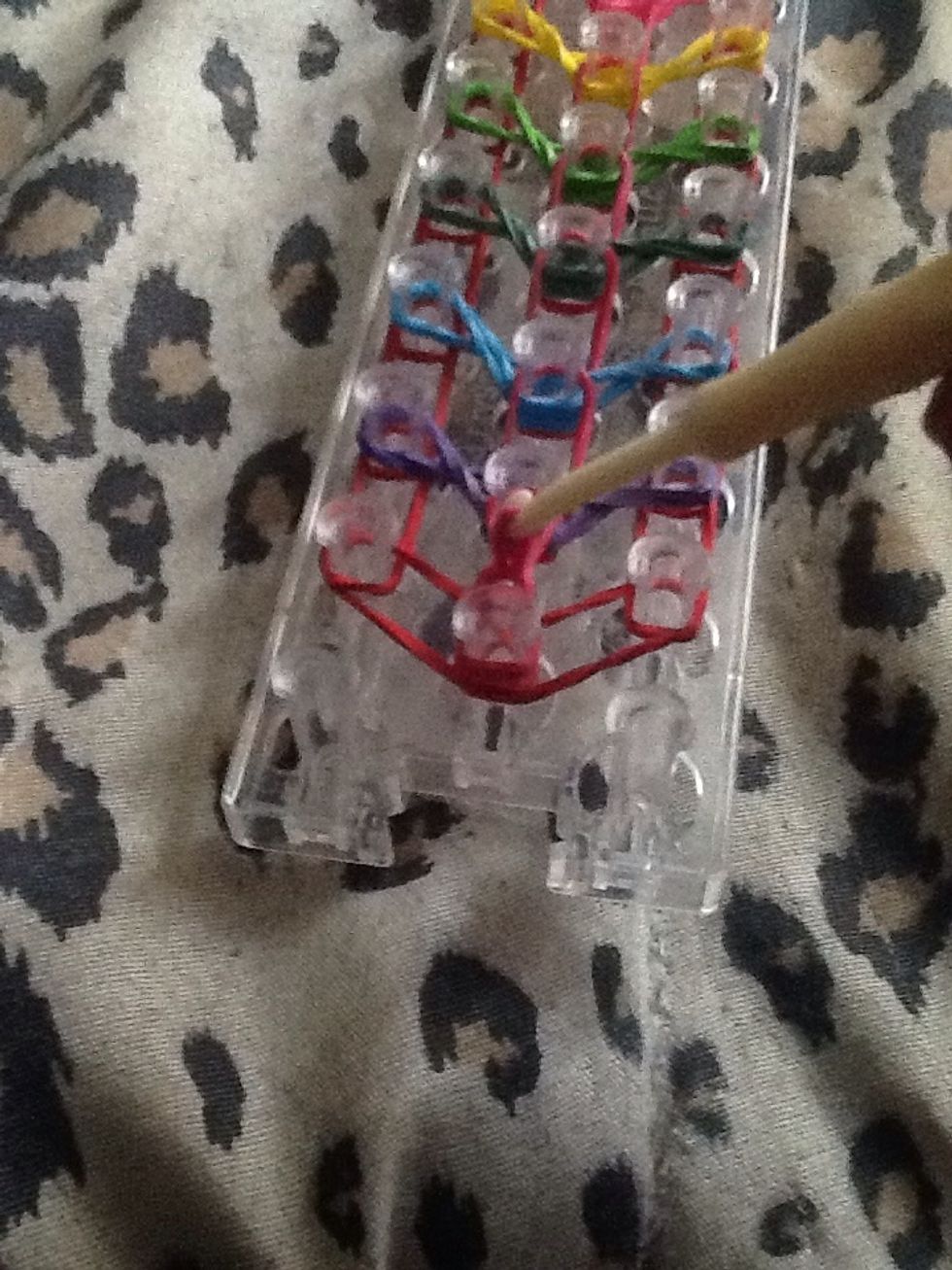 ...loop the top band...