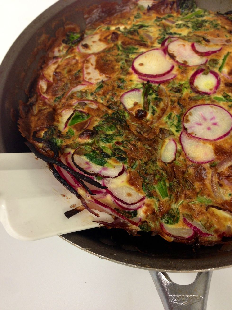 Loosen with a rubber scraper.