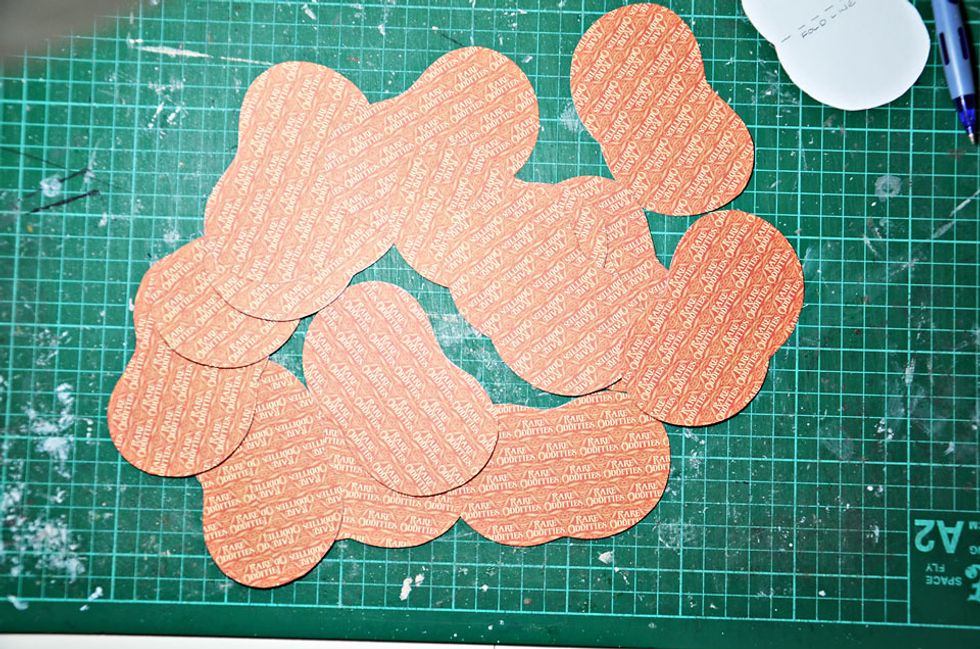 Lots of pumpkin shapes. Once finished I had about 24 pumpkin shapes.
