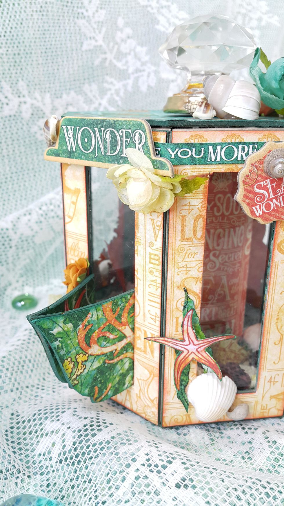 Love so much the vivid colors.