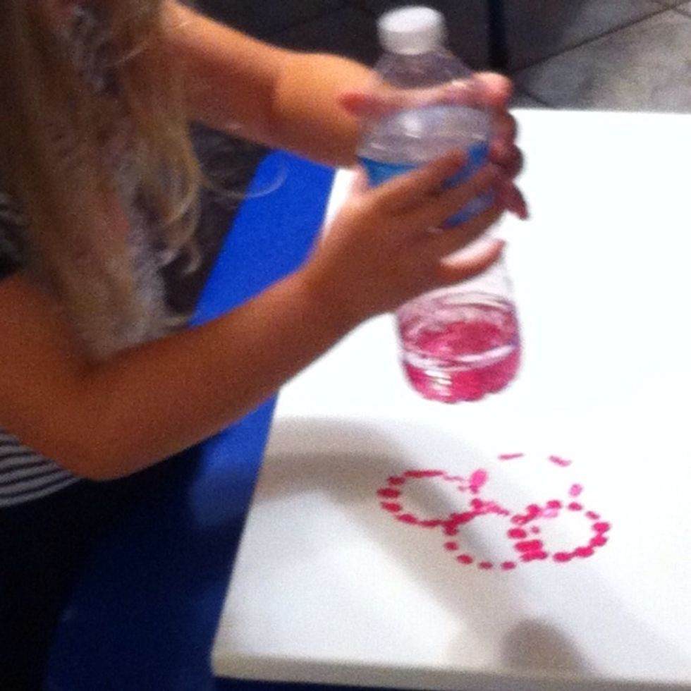 Love the overlapping design!